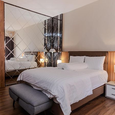 Inez Homestay Yogyakarta Eksteriør billede