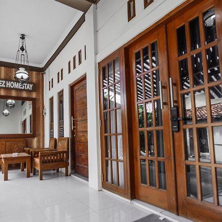 Inez Homestay Yogyakarta Eksteriør billede