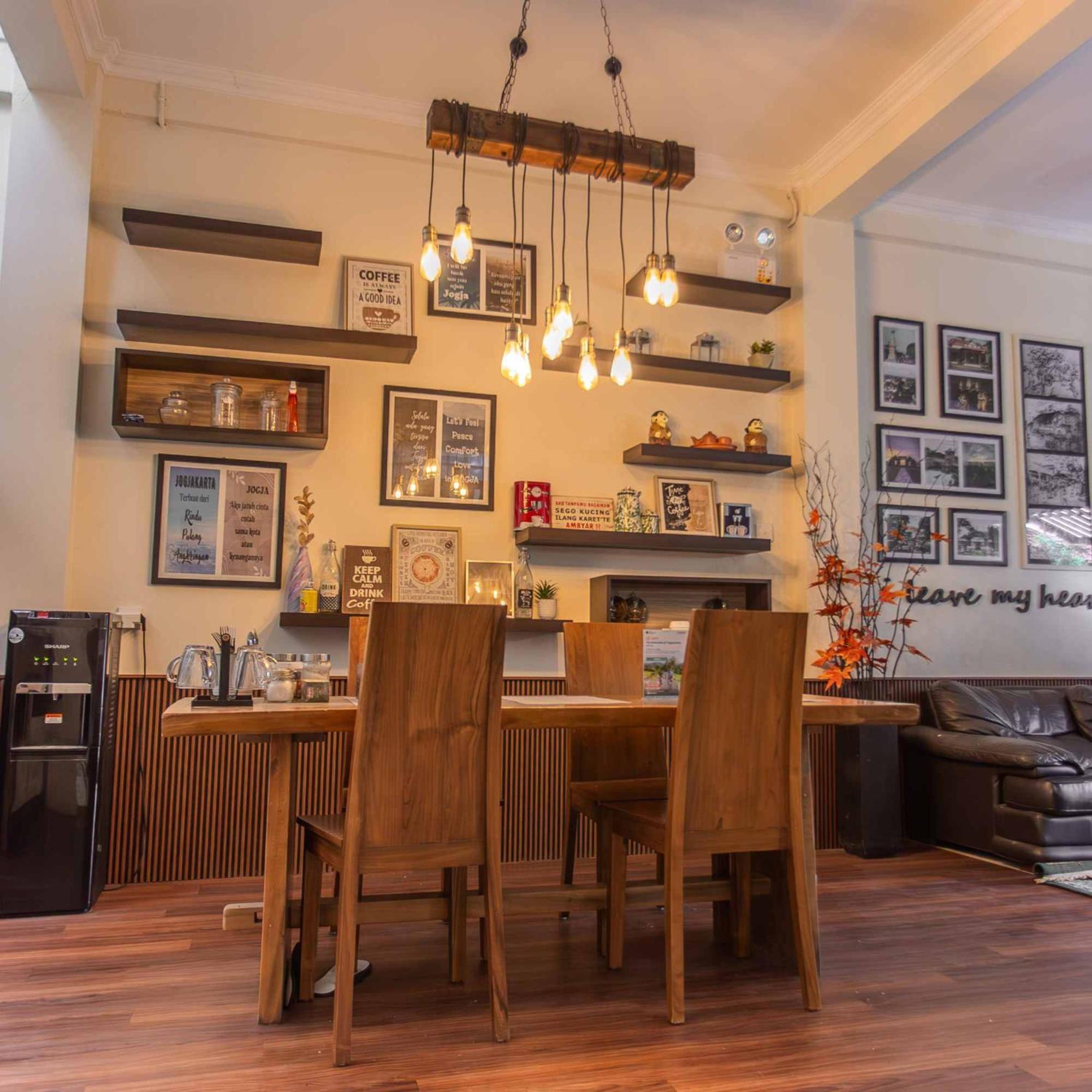 Inez Homestay Yogyakarta Eksteriør billede